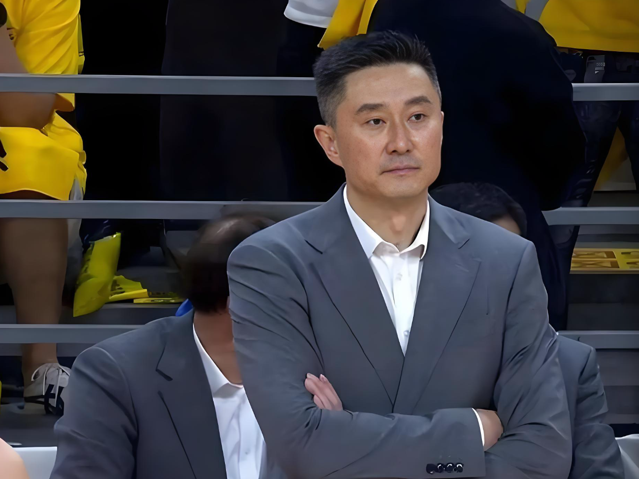 乐鱼官网-输给上海10分！广东队还暴露3大隐患，杜锋夺取第12冠很难